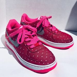 Nike AF1 Air Force 1 Women 7 Shoe Sneaker Red Pink